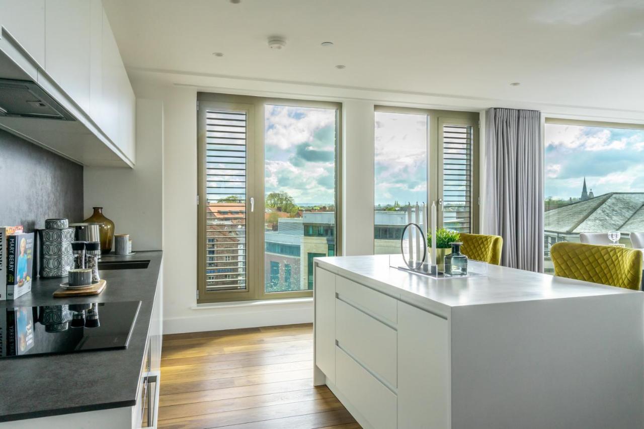 Апартаменты Skyview Retreat @ Ryedale House Йорк Экстерьер фото